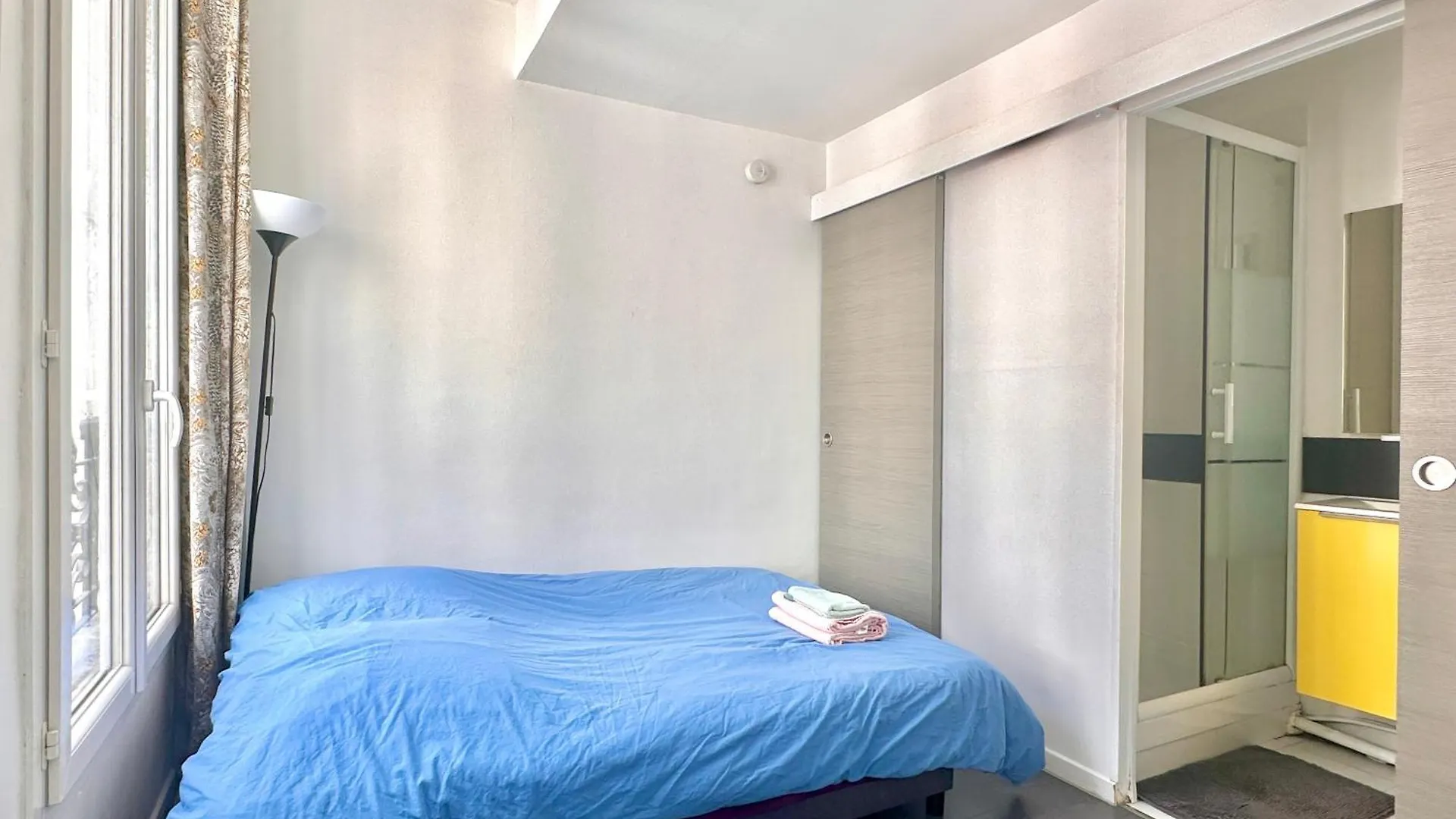 Comfortable And Secure Montmartre Studio Berthe Paris