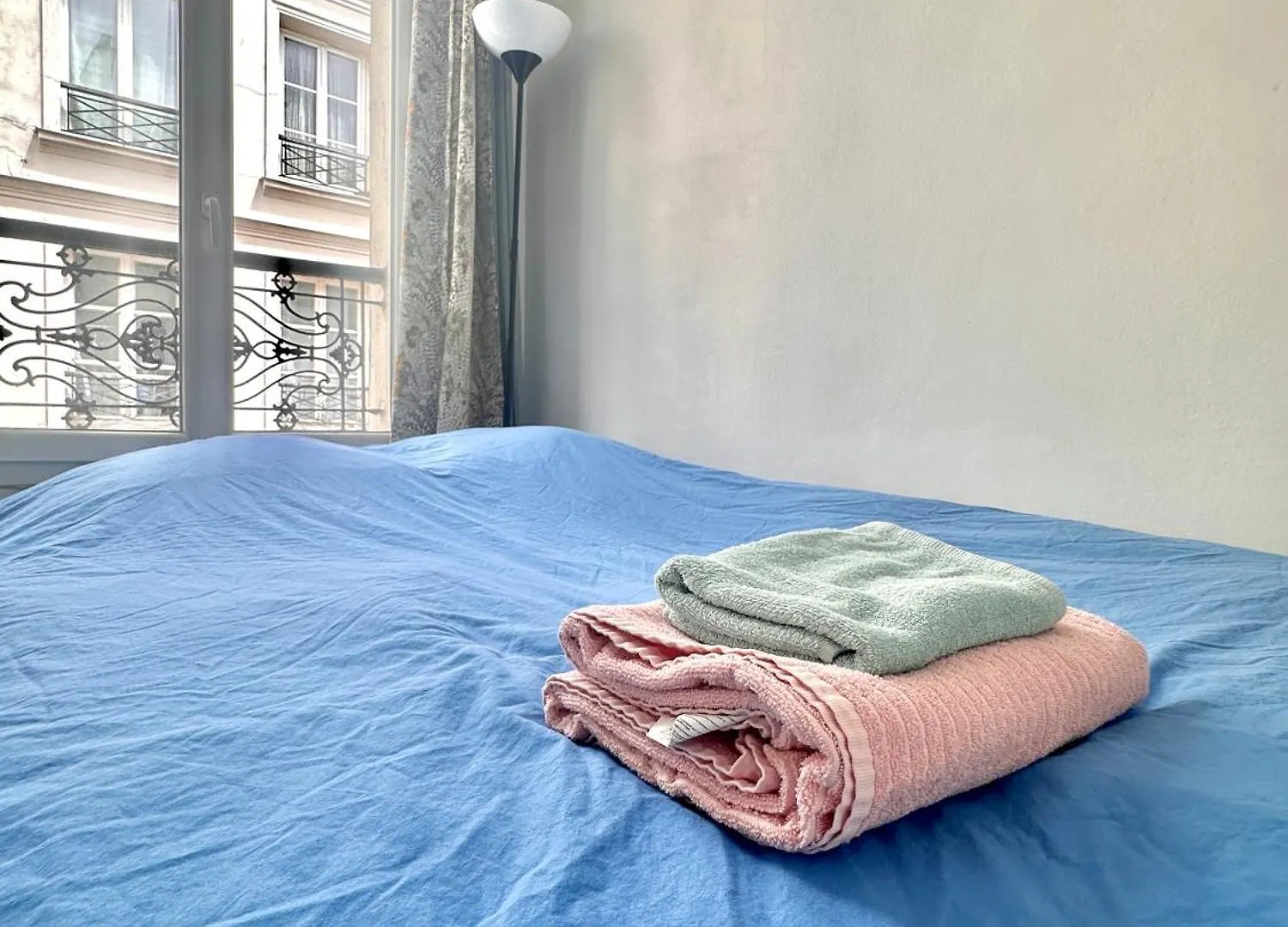 Apartment Comfortable And Secure Montmartre Studio Berthe Paris France